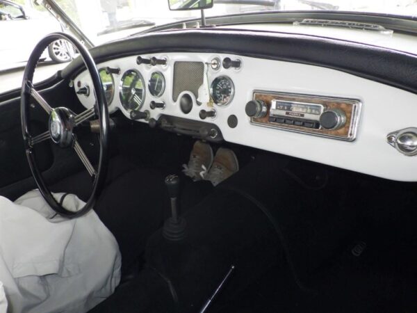 1959 MG MGA - Image 4