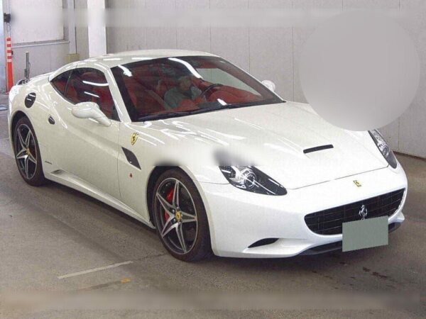 2011 FERRARI CALIFORNIA - Image 2