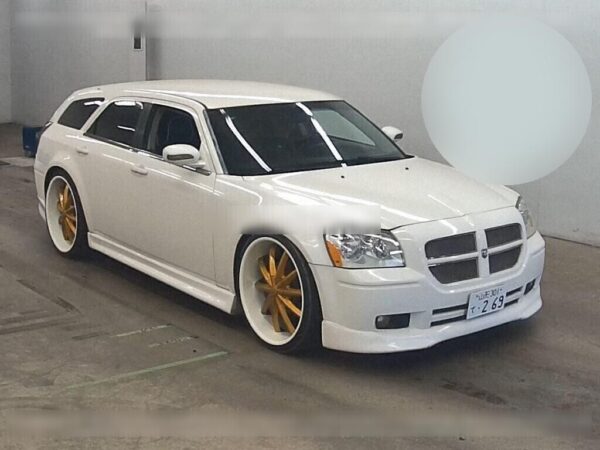 2012 DODGE MAGNUM - Image 2
