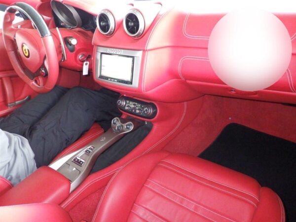 2011 FERRARI CALIFORNIA - Image 4