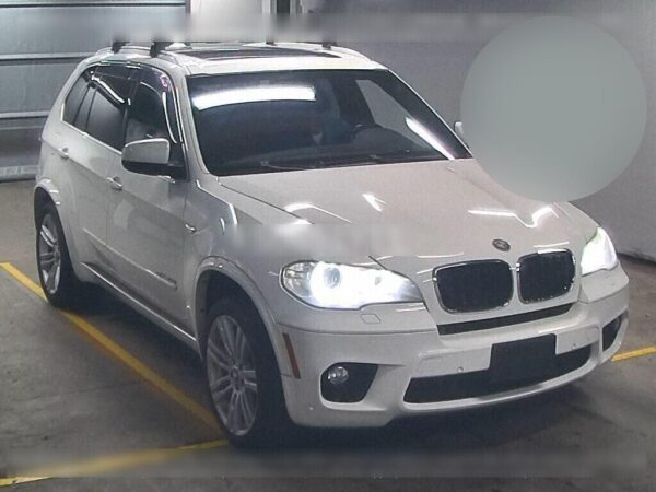 2010 BMW X5 - Image 2