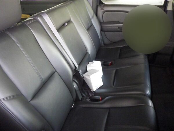 2012 CHEVROLET SUBURBAN - Image 7