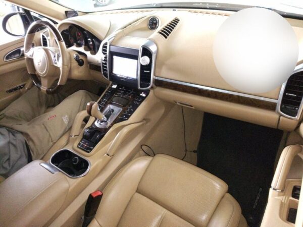 2012 PORSCHE CAYENNE - Image 4