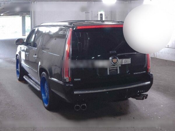 2013 CADILLAC ESCALADE - Image 3