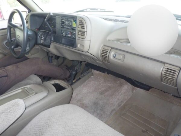 1996 CHEVROLET TAHOE - Image 4