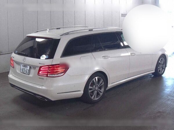 2015 MERCEDES-BENZ E-CLASS - Image 6