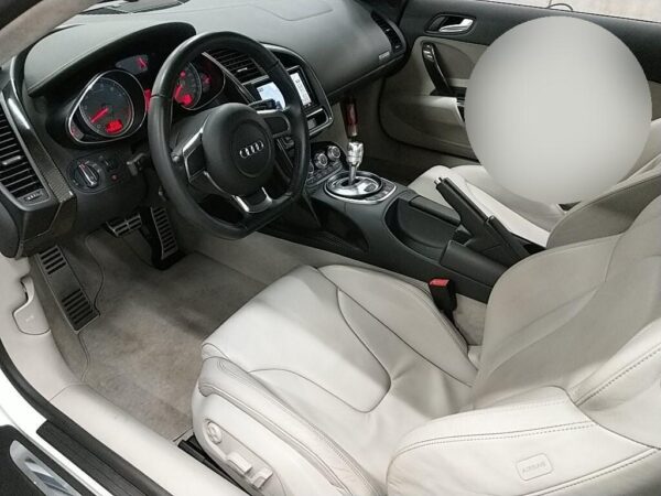 2008 AUDI R8 - Image 4