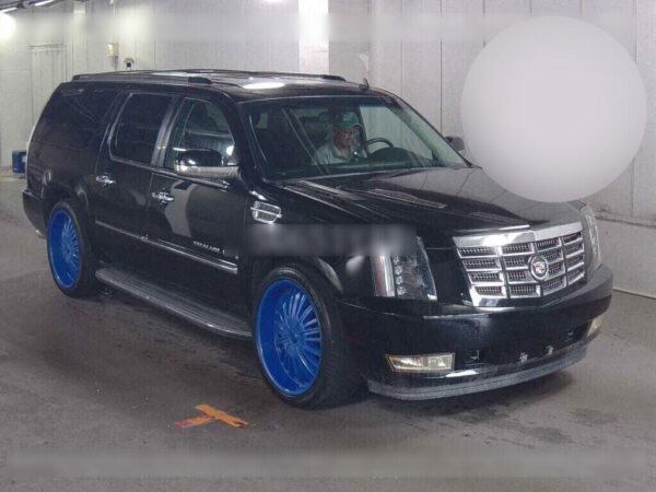 2013 CADILLAC ESCALADE - Image 2