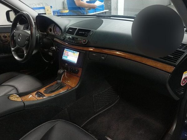 2008 MERCEDES-BENZ E-CLASS - Image 4