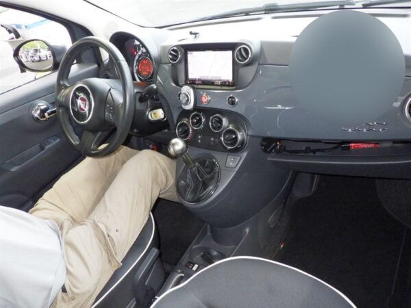 2015 FIAT 500 - Image 4