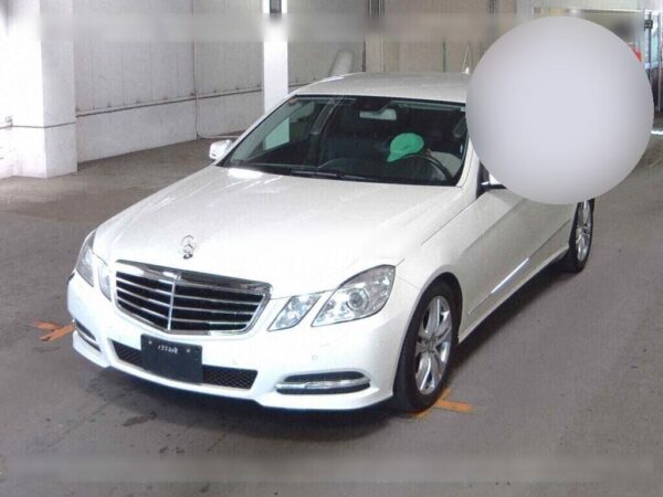2011 MERCEDES-BENZ E-CLASS - Image 5