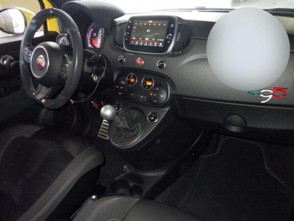 2020 ABARTH 595 - Image 4