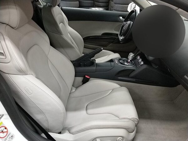 2008 AUDI R8 - Image 7