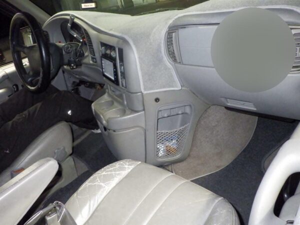 1996 GMC SAFARI - Image 4
