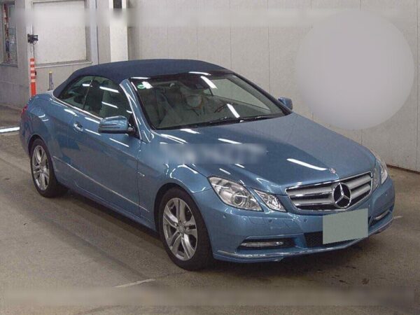 2011 MERCEDES-BENZ E-CLASS - Image 2