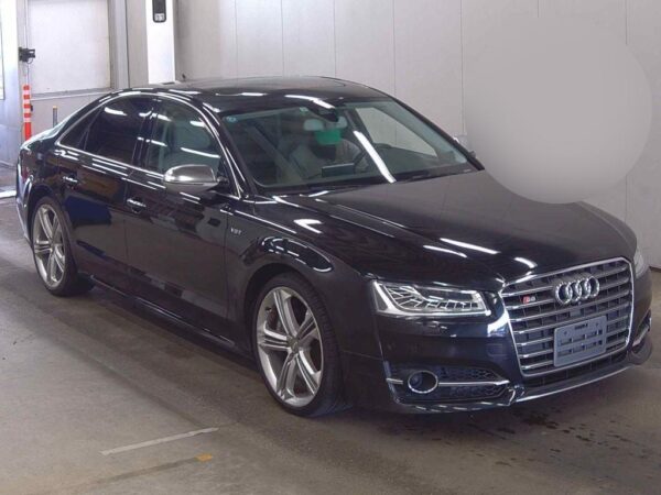 2014 AUDI S8