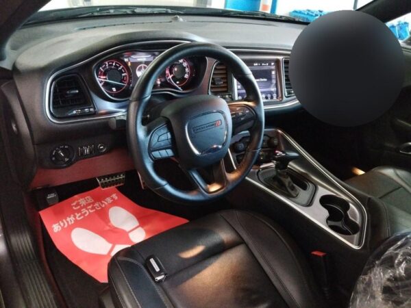 2017 DODGE CHALLENGER - Image 4