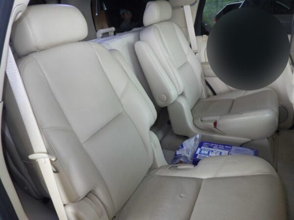 2010 CADILLAC ESCALADE - Image 7