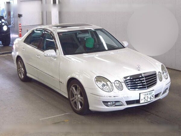 2008 MERCEDES-BENZ E-CLASS - Image 2