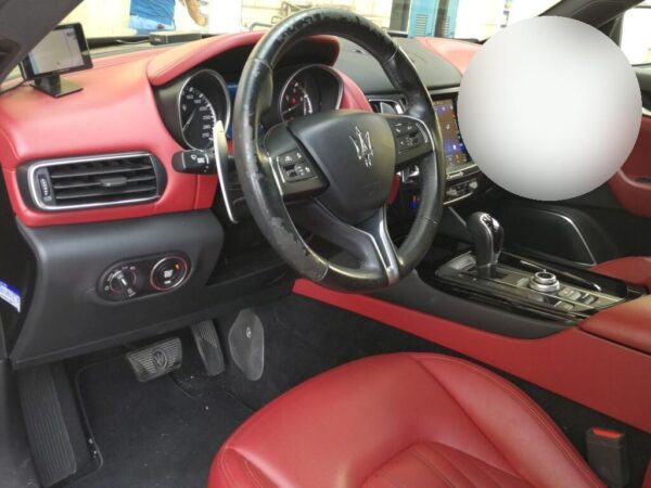 2018 MASERATI LEVANTE - Image 4