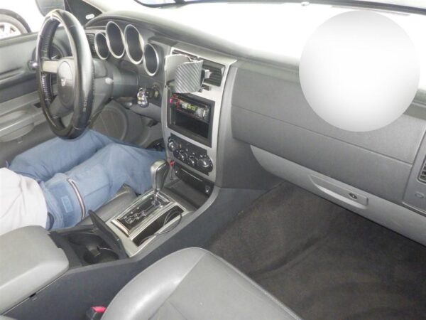 2006 DODGE MAGNUM - Image 4