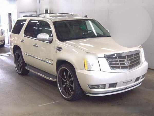 2010 CADILLAC ESCALADE - Image 2