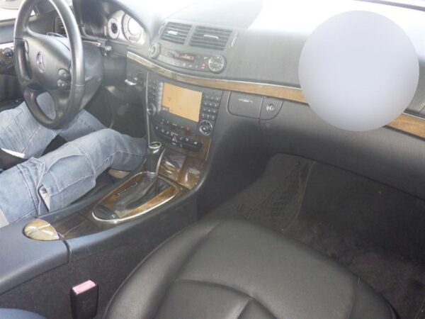 2008 MERCEDES-BENZ E-CLASS - Image 4