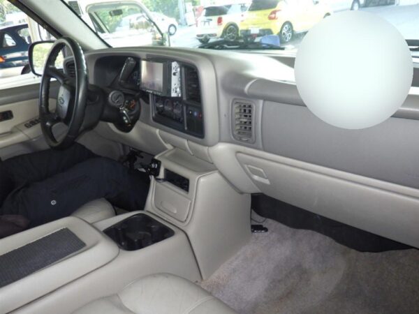 2005 CHEVROLET TAHOE - Image 4