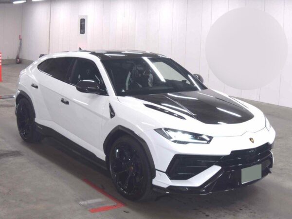 2024 LAMBORGHINI URUS