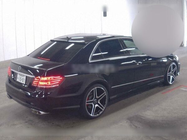 2009 MERCEDES-BENZ E-CLASS - Image 6
