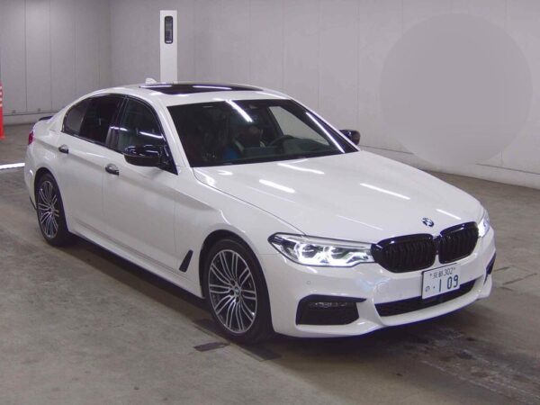 2019 BMW 5