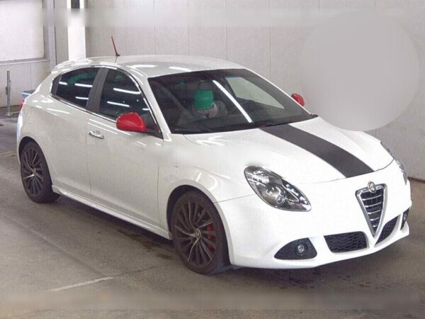 2012 ALFA-ROMEO GIULIETTA - Image 2