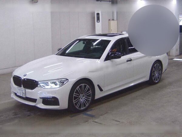 2019 BMW 5 - Image 5