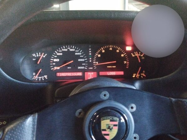 1987 PORSCHE 928 - Image 7
