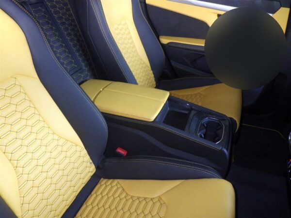 2019 LAMBORGHINI URUS - Image 7