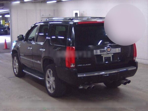 2013 CADILLAC ESCALADE - Image 3